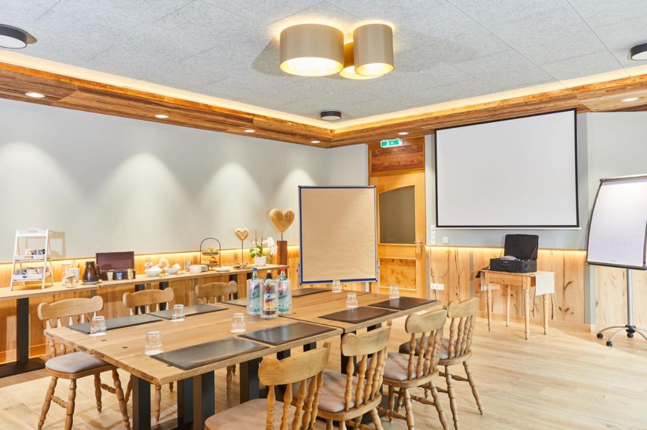 Landhotel Kuralpe Kreuzhof Lautertal  ภายนอก รูปภาพ